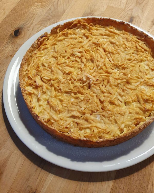 Das authentische Rezept für einen Schweizer Wurst Käse Salat
