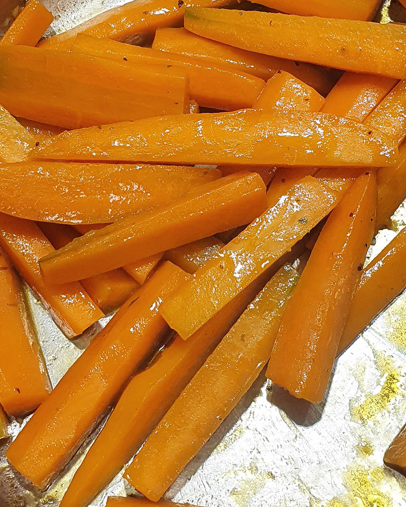 Gemüse Beilage Rezept für glasierte Karotten