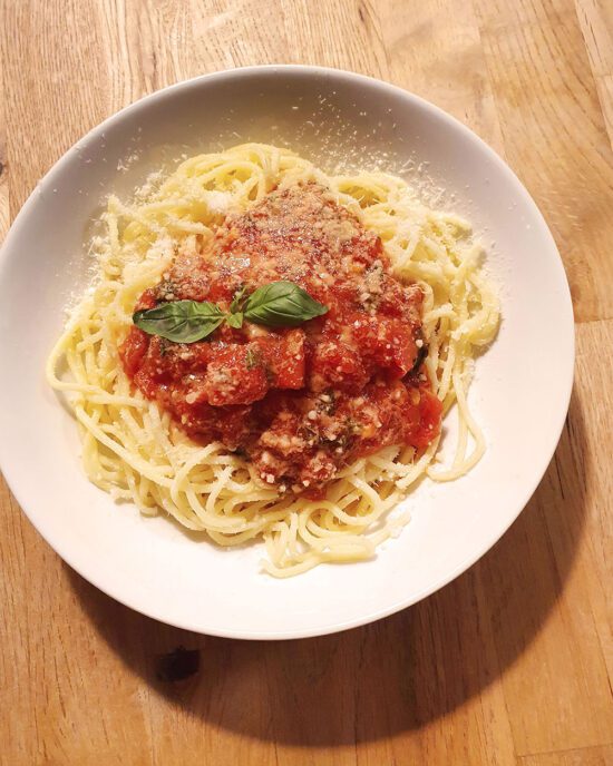 Italienische Spaghetti al Pomodoro