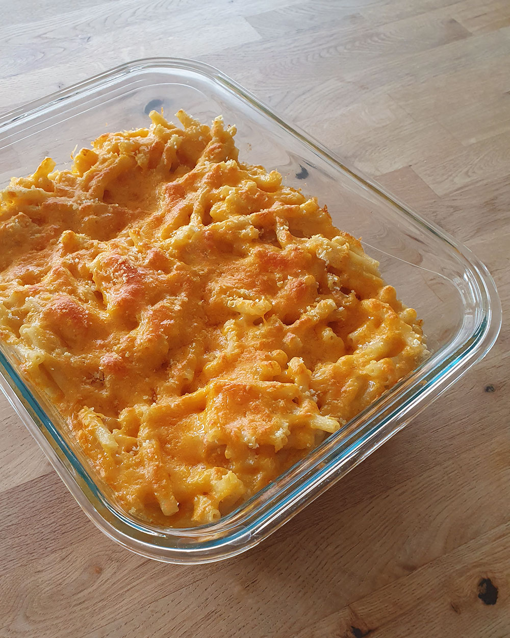 Amerikanisches Rezept für Mac and Cheese im Ofen überbacken